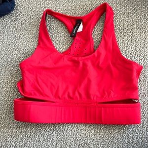 Kadyluxe sports bra